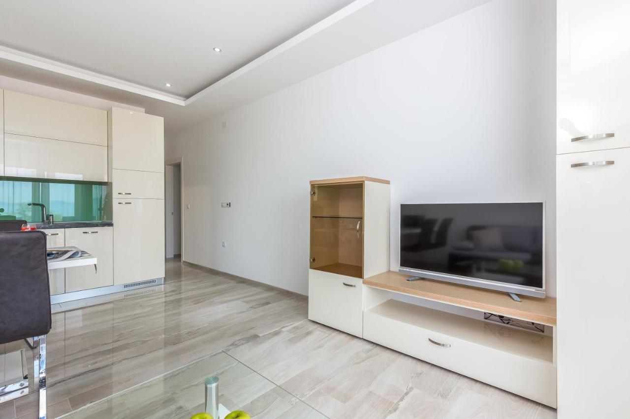 Luxury Apartments Kostrena With Pool 2 Exterior foto